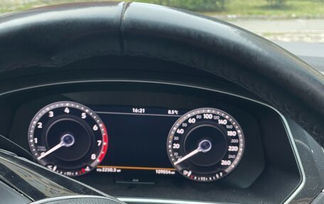 Volkswagen Tiguan II, 2019 год, 2 500 000 рублей, 5 фотография
