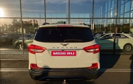 SsangYong Rexton, 2018 год, 2 353 000 рублей, 5 фотография