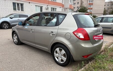 KIA cee'd I рестайлинг, 2010 год, 690 000 рублей, 4 фотография