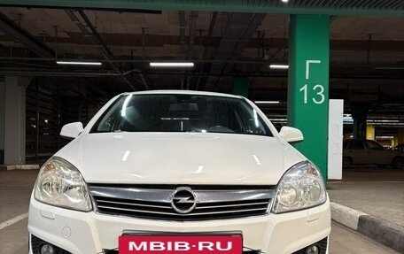 Opel Astra H, 2013 год, 450 000 рублей, 1 фотография