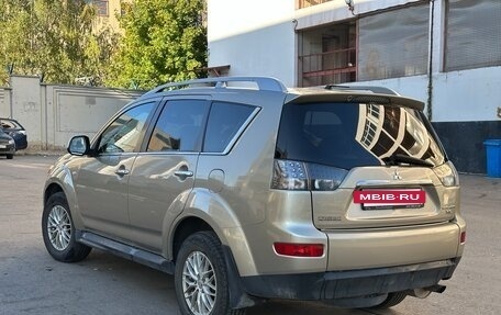 Mitsubishi Outlander III рестайлинг 3, 2008 год, 950 000 рублей, 4 фотография