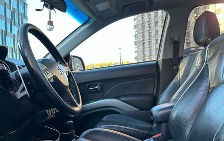 Mitsubishi Outlander III рестайлинг 3, 2008 год, 950 000 рублей, 13 фотография