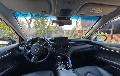 Toyota Camry, 2021 год, 3 090 000 рублей, 9 фотография