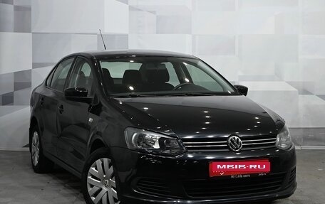 Volkswagen Polo VI (EU Market), 2012 год, 820 000 рублей, 3 фотография