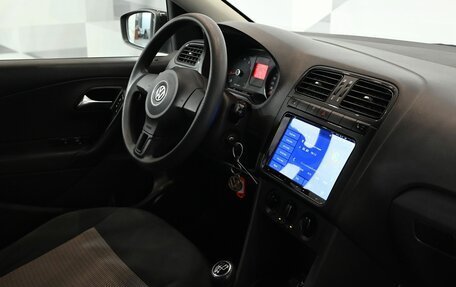 Volkswagen Polo VI (EU Market), 2012 год, 820 000 рублей, 13 фотография