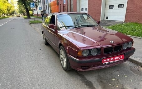 BMW 5 серия, 1991 год, 290 000 рублей, 1 фотография