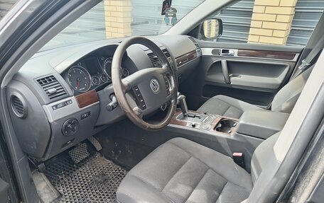 Volkswagen Touareg III, 2005 год, 450 000 рублей, 3 фотография