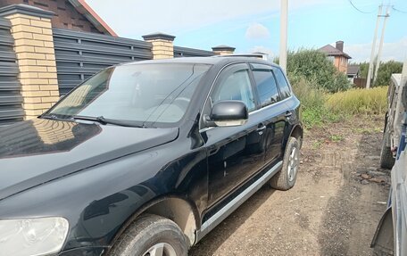 Volkswagen Touareg III, 2005 год, 450 000 рублей, 2 фотография