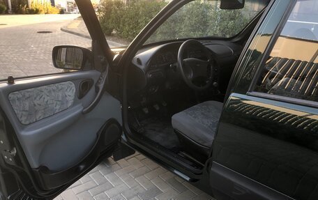 Chevrolet Niva I рестайлинг, 2004 год, 495 000 рублей, 17 фотография