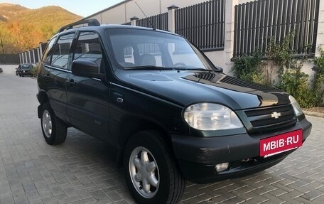 Chevrolet Niva I рестайлинг, 2004 год, 495 000 рублей, 8 фотография