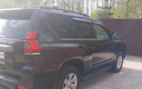Toyota Land Cruiser Prado 150 рестайлинг 2, 2019 год, 4 100 000 рублей, 12 фотография