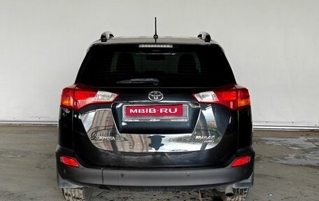 Toyota RAV4, 2015 год, 1 689 000 рублей, 5 фотография