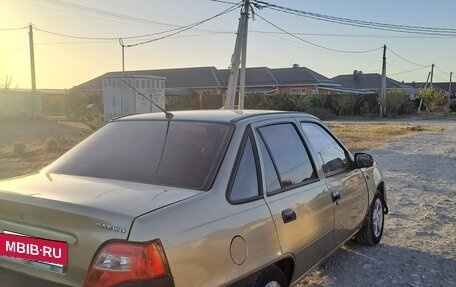 Daewoo Nexia I рестайлинг, 2011 год, 125 000 рублей, 2 фотография