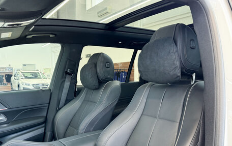 Mercedes-Benz GLS, 2024 год, 15 750 000 рублей, 12 фотография