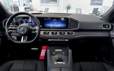 Mercedes-Benz GLS, 2024 год, 15 750 000 рублей, 16 фотография