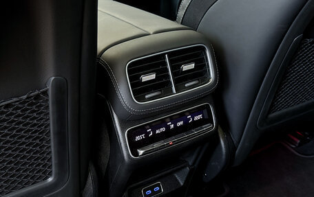 Mercedes-Benz GLS, 2024 год, 15 750 000 рублей, 28 фотография