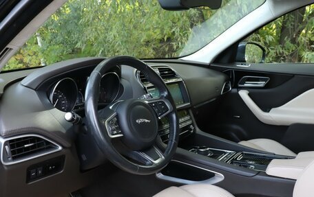 Jaguar F-Pace, 2019 год, 2 790 000 рублей, 13 фотография