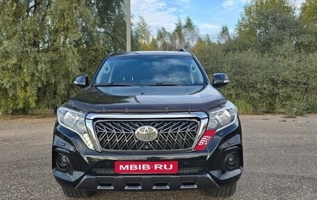 Toyota Land Cruiser Prado 150 рестайлинг 2, 2017 год, 4 500 000 рублей, 1 фотография