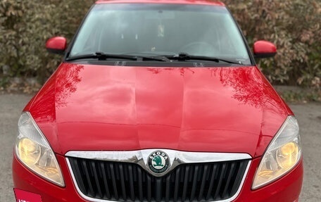 Skoda Fabia II, 2011 год, 550 000 рублей, 10 фотография