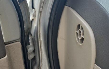 KIA Sorento IV, 2004 год, 450 000 рублей, 10 фотография
