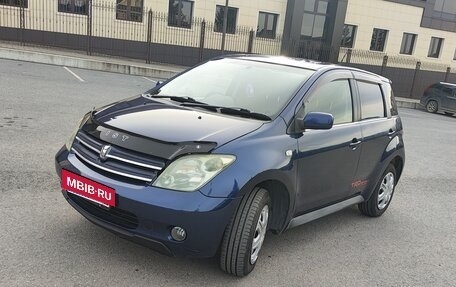 Toyota Ist II, 2003 год, 590 000 рублей, 2 фотография