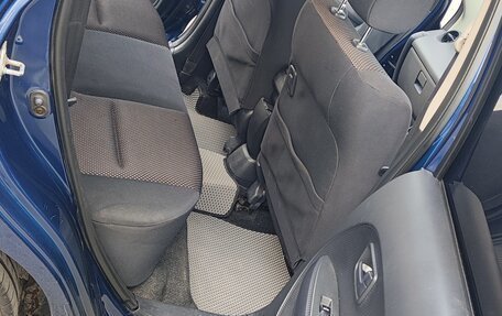Toyota Ist II, 2003 год, 590 000 рублей, 7 фотография