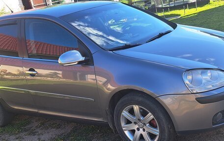 Volkswagen Golf V, 2006 год, 490 000 рублей, 2 фотография