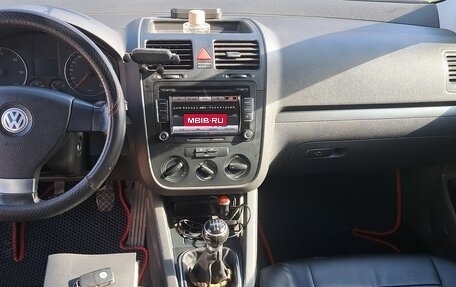 Volkswagen Golf V, 2006 год, 490 000 рублей, 4 фотография
