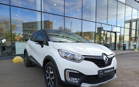 Renault Kaptur I рестайлинг, 2018 год, 1 755 000 рублей, 3 фотография