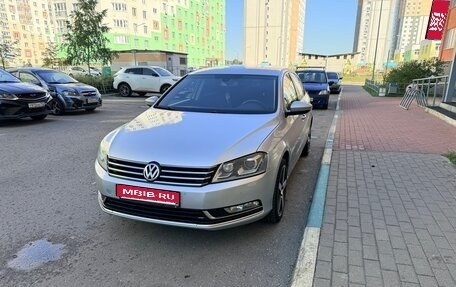 Volkswagen Passat B7, 2012 год, 850 000 рублей, 1 фотография
