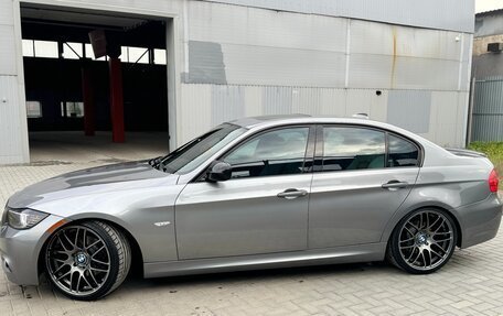 BMW 3 серия, 2011 год, 1 650 000 рублей, 2 фотография