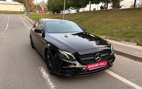Mercedes-Benz E-Класс, 2017 год, 2 690 000 рублей, 3 фотография