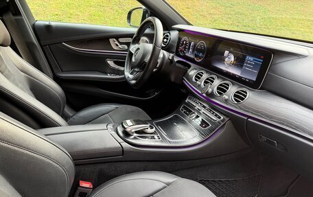 Mercedes-Benz E-Класс, 2017 год, 2 690 000 рублей, 15 фотография