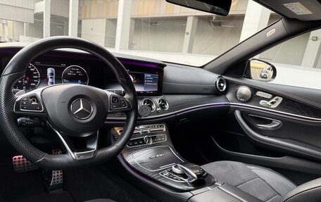 Mercedes-Benz E-Класс, 2017 год, 2 690 000 рублей, 16 фотография