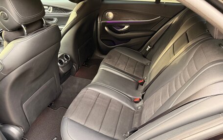 Mercedes-Benz E-Класс, 2017 год, 2 690 000 рублей, 22 фотография