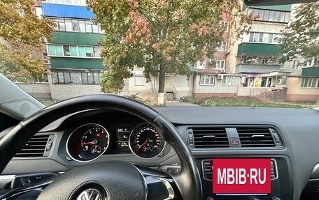 Volkswagen Jetta VI, 2015 год, 1 400 000 рублей, 10 фотография