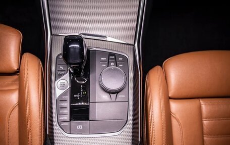 BMW 3 серия, 2019 год, 3 620 000 рублей, 12 фотография