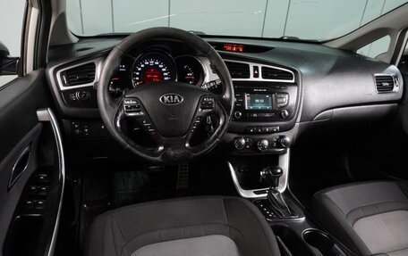 KIA cee'd III, 2014 год, 999 000 рублей, 6 фотография