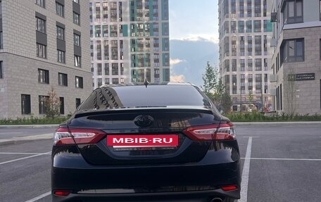 Toyota Camry, 2020 год, 2 200 000 рублей, 5 фотография