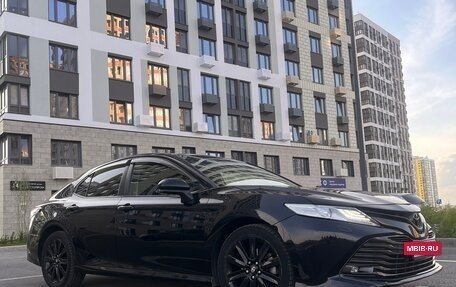 Toyota Camry, 2020 год, 2 200 000 рублей, 6 фотография