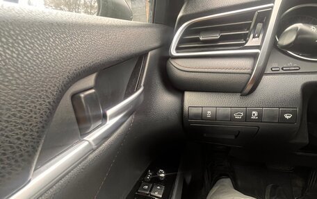 Toyota Camry, 2020 год, 2 200 000 рублей, 15 фотография