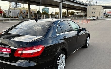 Mercedes-Benz E-Класс, 2012 год, 1 790 000 рублей, 6 фотография