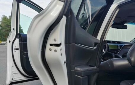 Toyota Camry, 2019 год, 2 799 000 рублей, 5 фотография