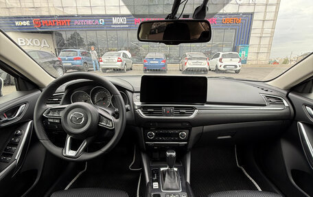 Mazda 6, 2016 год, 1 880 000 рублей, 10 фотография