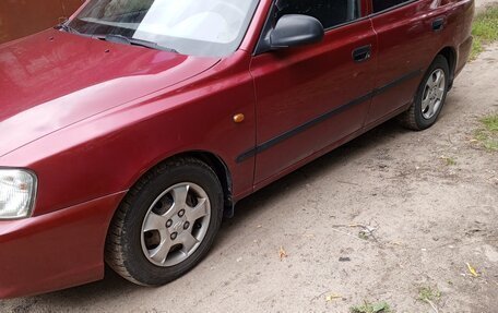 Hyundai Accent II, 2004 год, 600 000 рублей, 2 фотография