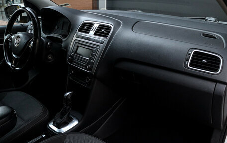 Volkswagen Polo VI (EU Market), 2015 год, 565 000 рублей, 8 фотография
