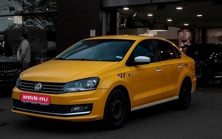 Volkswagen Polo VI (EU Market), 2015 год, 565 000 рублей, 1 фотография