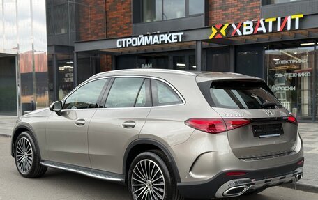 Mercedes-Benz GLC, 2024 год, 8 490 000 рублей, 2 фотография