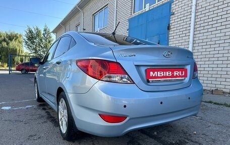 Hyundai Solaris II рестайлинг, 2013 год, 910 000 рублей, 5 фотография