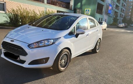 Ford Fiesta, 2016 год, 900 000 рублей, 6 фотография